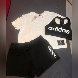 Womens Adidas short set w/sports bra